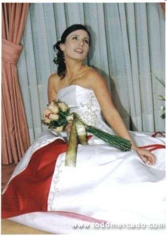 Arriendo vestidos de novia atencion lunes a domingo en Santiago - Ropa y  calzado | 38793