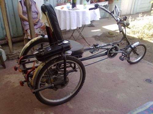 tricicleta con motor