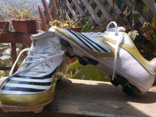 venden zapatillas de futbol f5 en Valparaíso - Artículos deportivos | 289260