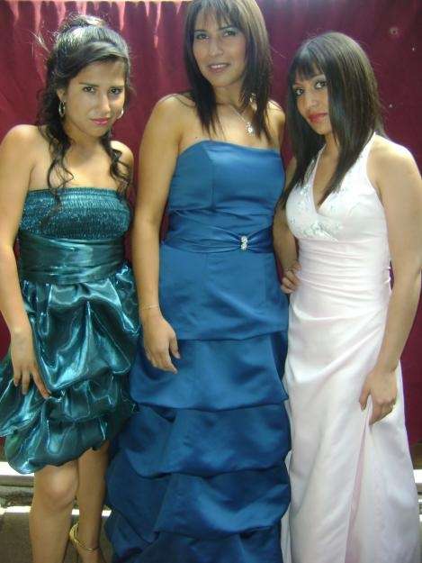 Ropa fiesta vestidos madrinas quinceañeras graduacion se arriendan -tenemos  en Región Metropolitana - Ropa y calzado | 325134