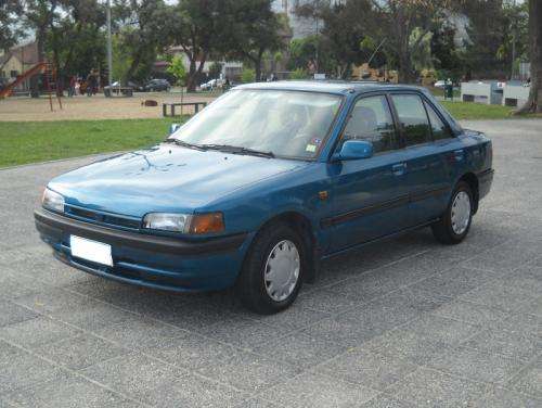  Mazda 323 glx, 1995, 108.000 km, cierre centralizado, alzavidrios en las  cua en Valparaíso - Autos | 361326