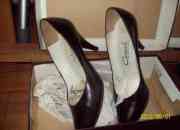 Vendo zapato de mujer 35 1/2.color negro segunda mano  Chile