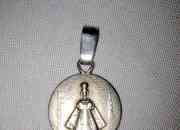 Medalla de plata figura de la virgen ano 1628 segunda mano  Chile