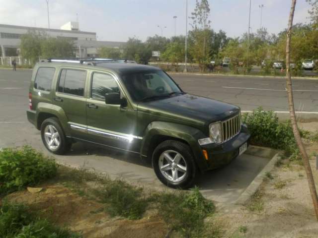 Jeep new liberty , limited full equipo en Arica liberty verde militar Jeep new liberty , limited full equipo en Arica