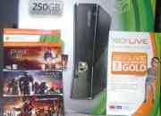 Se vende xbox 360-250 gb (nueva) con 3 juegos des… segunda mano  Chile