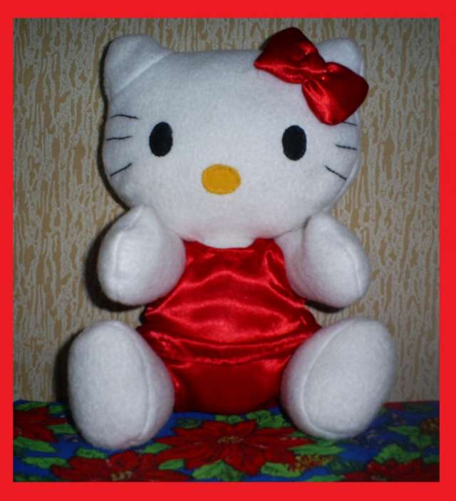 Fotos de Hello kitty, 23 cms. sentada, con vestido de r en Independencia, Chile Fotos de Hello kitty, 23 cms. sentada, con vestido de r en Independencia, Chile