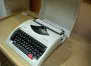 Excelente maquina de escribir olympia segunda mano  Chile