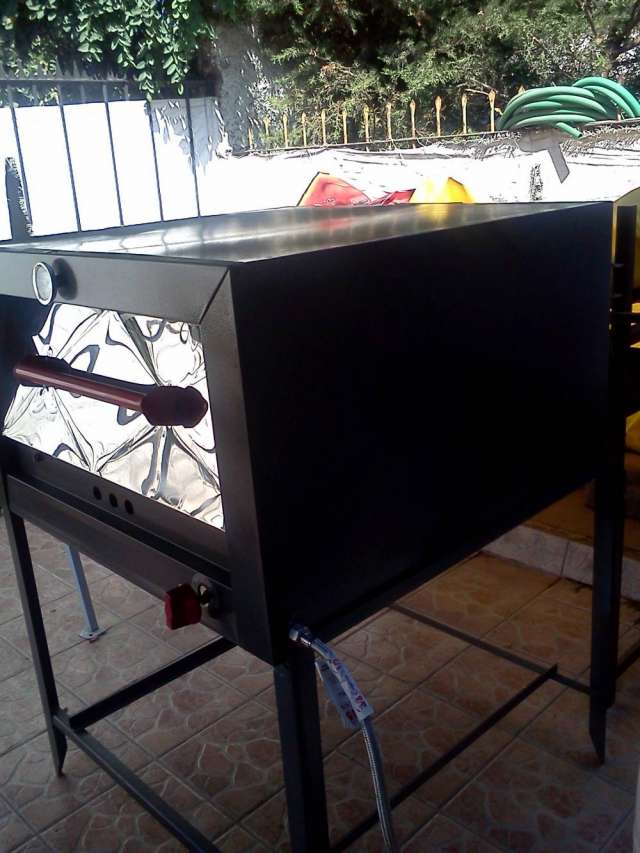Vendo horno a gas -dos bandejas en Maipú - Otros Artículos | 533655