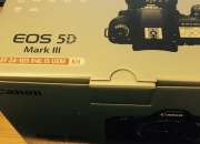 Canon eos 5d mark iii digital slr com ef 24-105mm segunda mano  Chile